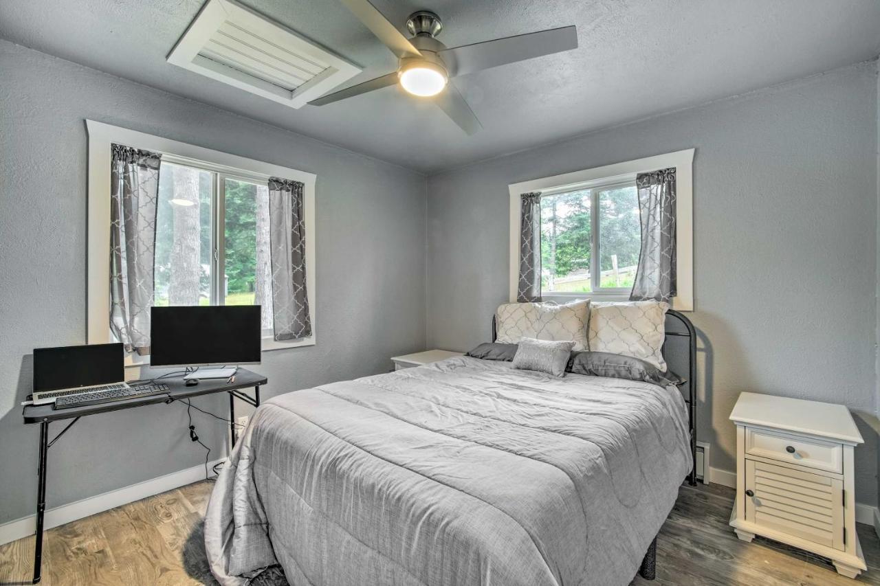 Cozy North Bend Getaway Near Dunes And Ocean! Lakeside Esterno foto